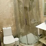 Playa Poniente Готель Хіхон
