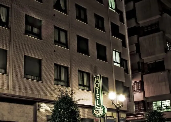 Hotel Playa Poniente 2*